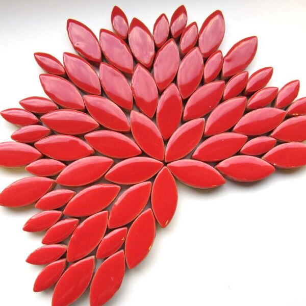 Mosaic tile oval - glazed ceramic Poppy Red, 14-21mm x 5mm, 50g