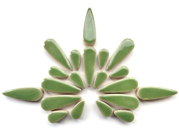 Mosaico ovalado de piedra - Jade, 15-30mm x 5mm, 50g