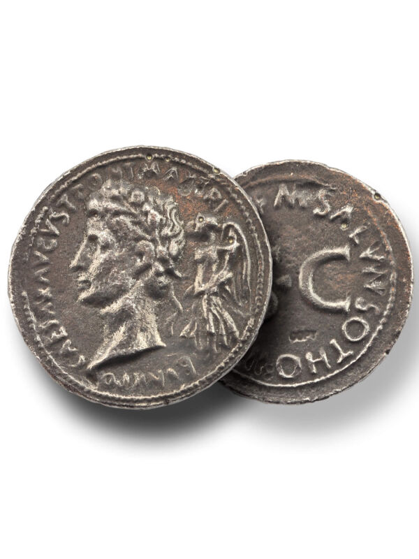 Augusto Victoria Sesterz - réplica de las monedas del...