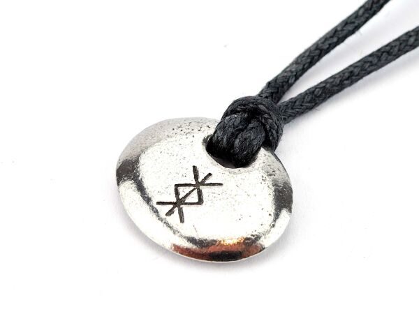 Colgante de protección de runa, amuleto