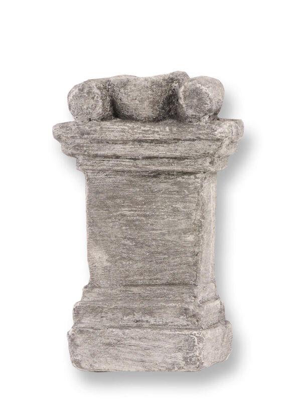 Altar, house altar of the Romans - altar stone