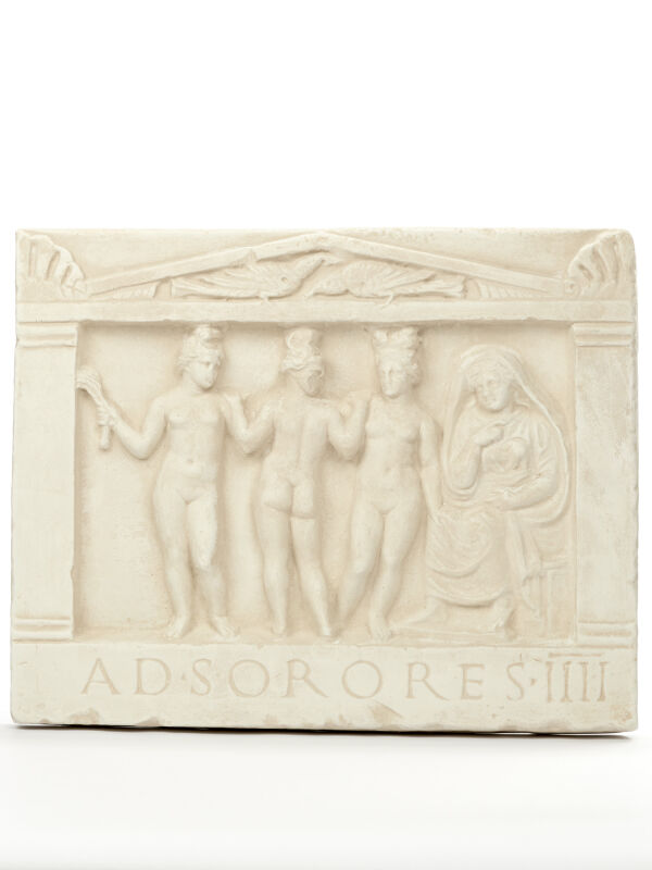 Relieve Las Tres Gracias, ad sorores, antigua decoración mural romana