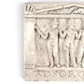 Relief Die drei Grazien, ad sorores, antike römische Wanddeko