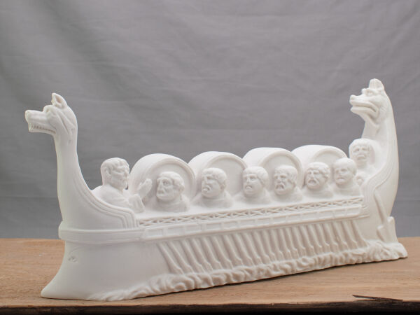 Skulptur Neumagener Weinschiff groß, römischer Weinfrachter mit Cupae, Replik aus Trier 36x20cm