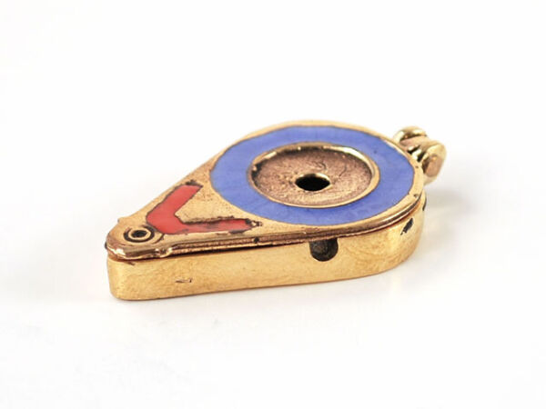 Sealing capsule bronze with real coloured enamel inlay