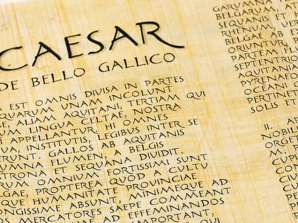 Papyrus scroll Latin Caesar - de bello gallico