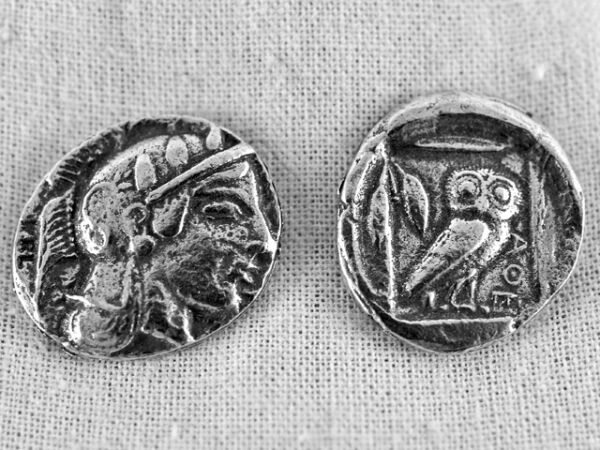 Dracma de plata del búho de Atenas - réplica de la antigua moneda griega