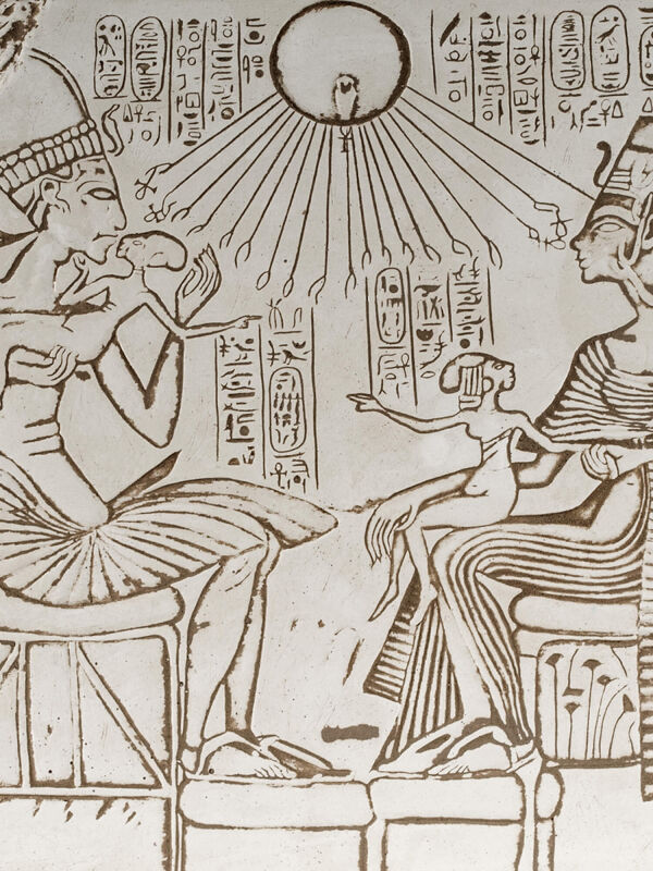 Relief Ägypten Echnaton mit Nofretete Amarna