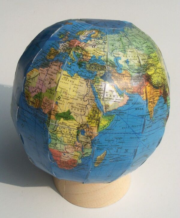 Handicraft templates globe globe, cardboard model making didactic lessons