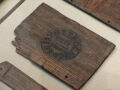 Tablilla de cera 14x9cm, díptico BRIT PROV, tablilla negra de escritura doble con sello del gobierno romano