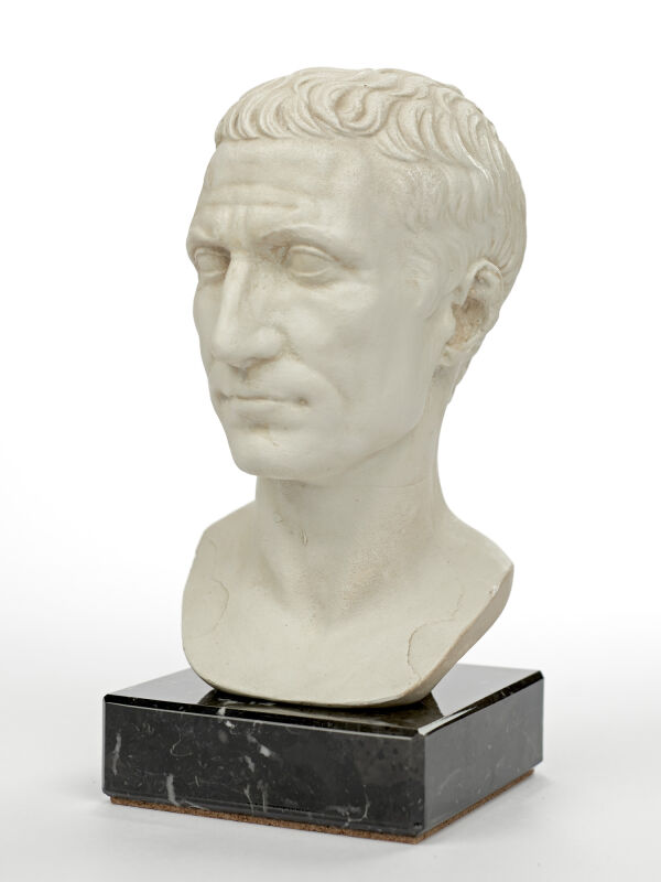 César Julio, réplica del busto romano
