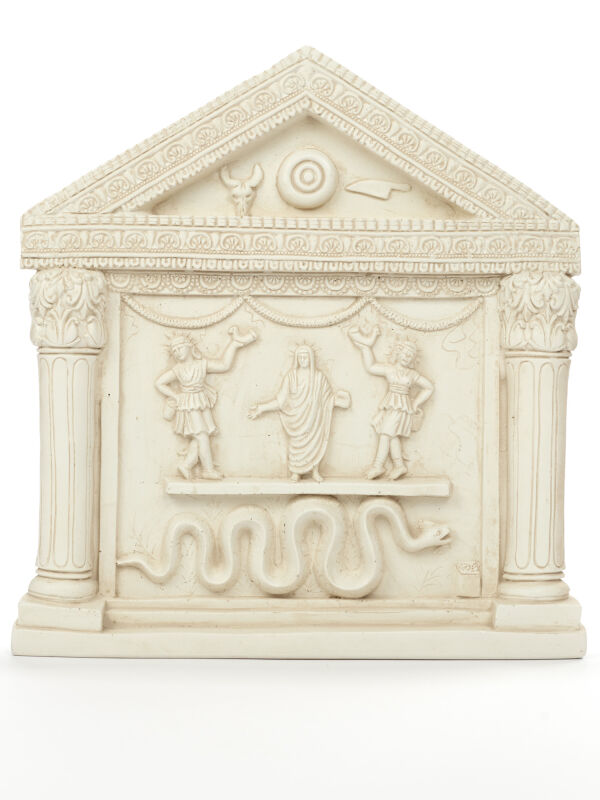 Altar Lararium Roman cult - altarpiece from Pompeii