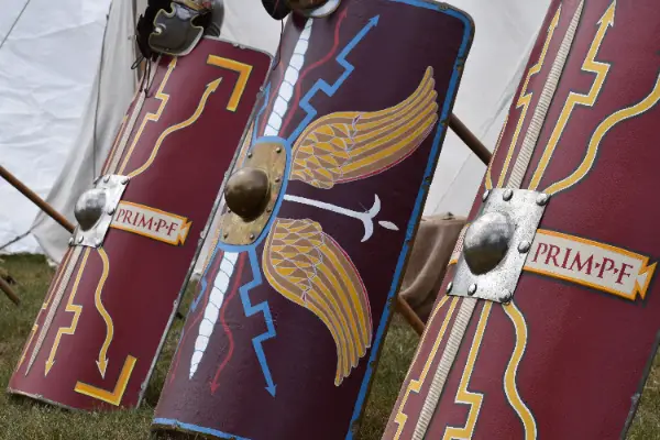 Römisches Scutum - Legionärsschild