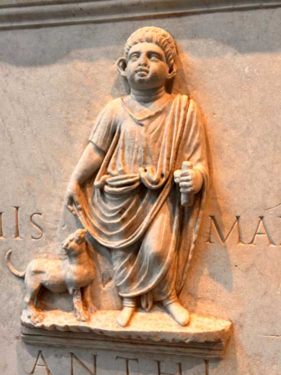 Roemische Toga - Kleidung der Roemer - Symbol fuer Status und Gemeinschaft